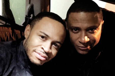 David Ramsey (John) and Eugene Byrd (Andy) in "Arrow" bts