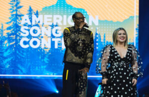 Kelly Clarkson and Snoop Dogg in "American Song Contest" 3/21/22