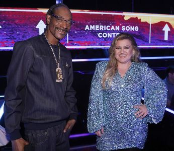 Snoop Dogg and Kelly Clarkson on "American Song Contest" on NBC