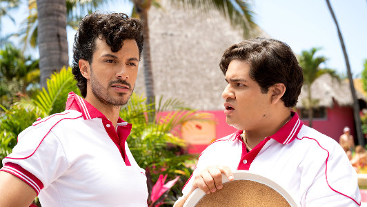 Rafael Cebrián (Hector) and Fernando Carsa (Memo)