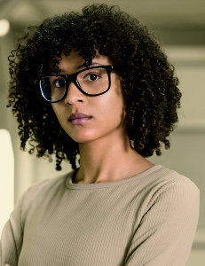 THE ARK -- Season:1 -- Pictured: Stacey Read as Alicia Nevins -- (Photo by: Aleksandar Letic/Ark TV Holdings, Inc./SYFY)