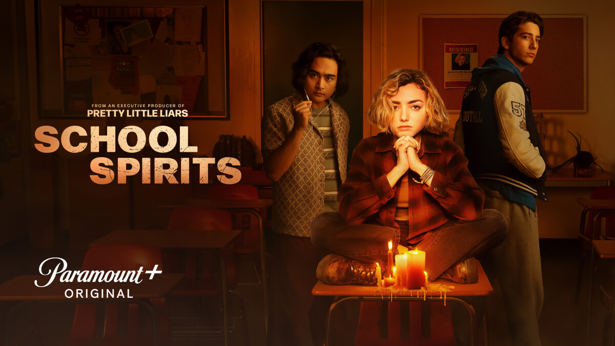 SCHOOL SPIRITS Pictured, L-R: Xavier Baxter (Spencer McPherson), Maddie Nears (Peyton List), Rhonda (Sarah Yarkin), Claire Zolinski (Rainbow Wedell), Wally Clark (Milo Manheim), Charley (Nick Pugliese), Simon Elroy (Kristian Flores) and Nicole Herrera (Kiara Pichardo) in SCHOOL SPIRITS on PARAMOUNT+ Photo: Nickelodeon©2022 Paramount Global, INC. All Rights Reserved.